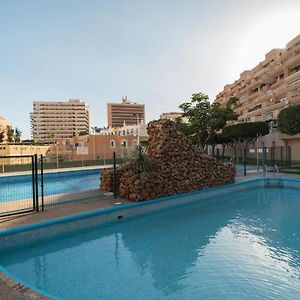 Apartamento En Primera Linea De Playa, Frente Al Puerto De Aguadulce